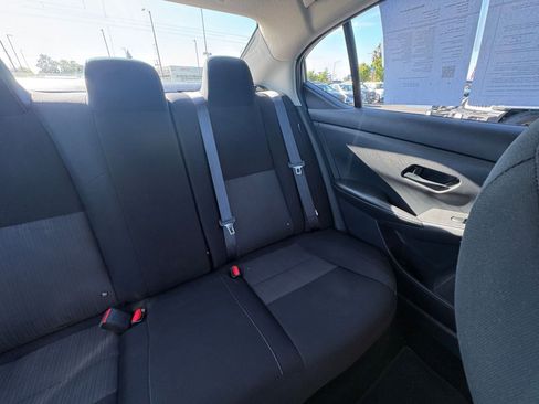 Used 2025 Nissan Sentra SV FWD image 35