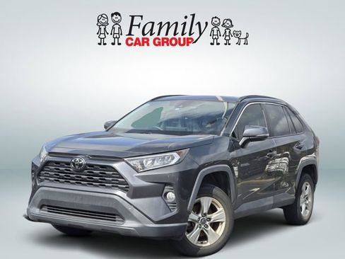 Certified 2020 Toyota RAV4 XLE w/ Convenience Package FWD image 1