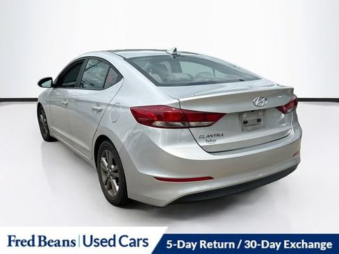 Used 2018 Hyundai Elantra SEL FWD image 7