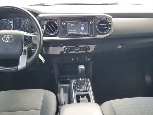 Used 2019 Toyota Tacoma SR5 image 14