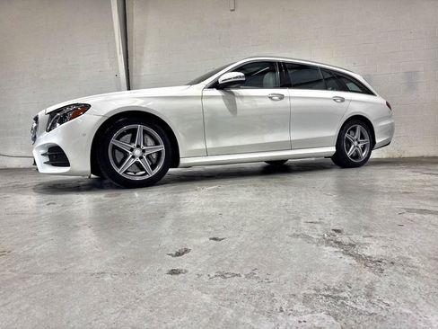 Used 2017 Mercedes-Benz E 400 4MATIC Wagon image 22
