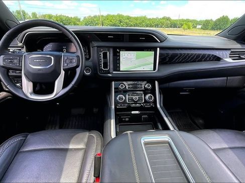 Used 2023 GMC Yukon Denali w/ Max Trailering Package AWD/4WD image 7