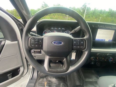Certified 2023 Ford F250 XL w/ XL Driver Assist Package AWD/4WD image 13