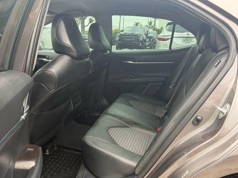 Used 2024 Toyota Camry SE FWD image 13