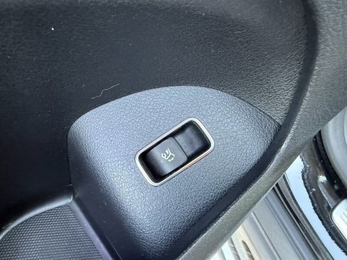Used 2021 Mercedes-Benz GLS 580 4MATIC image 20