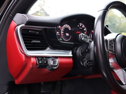 Used 2018 Porsche Panamera w/ Premium Package Plus image 23