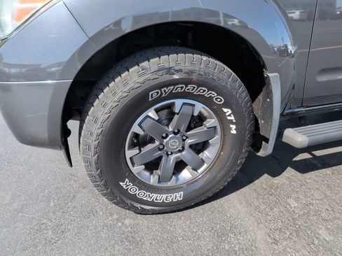 Used 2015 Nissan Frontier PRO-4X AWD/4WD image 12