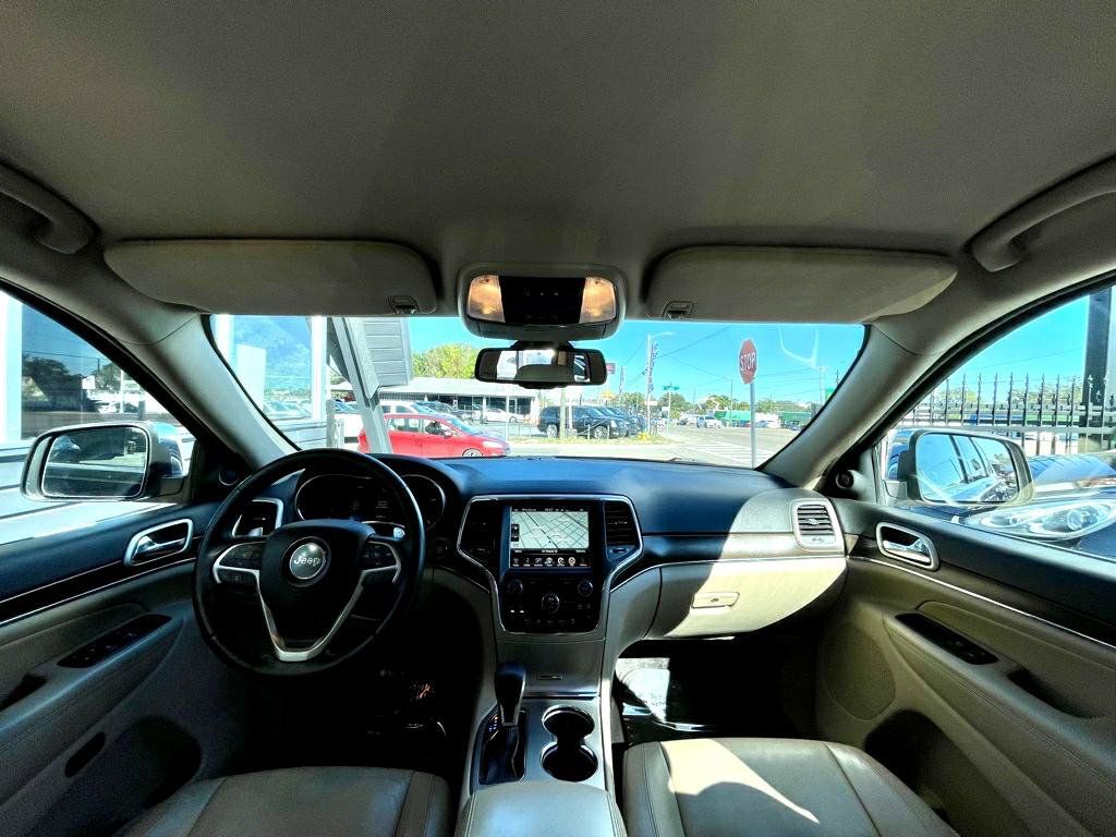 Used 2016 Jeep Grand Cherokee Limited AWD/4WD image 14