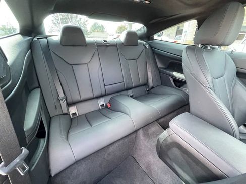 Used 2021 BMW 430i Coupe w/ M Sport Package image 34