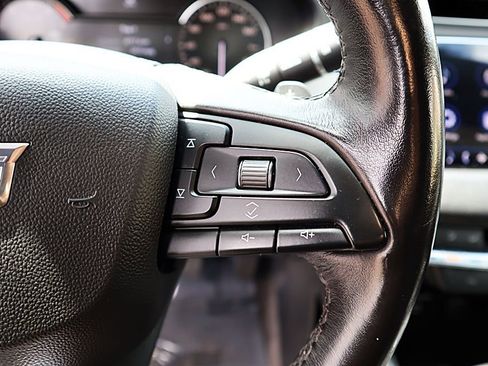 Used 2019 Cadillac XT4 Premium Luxury FWD image 26