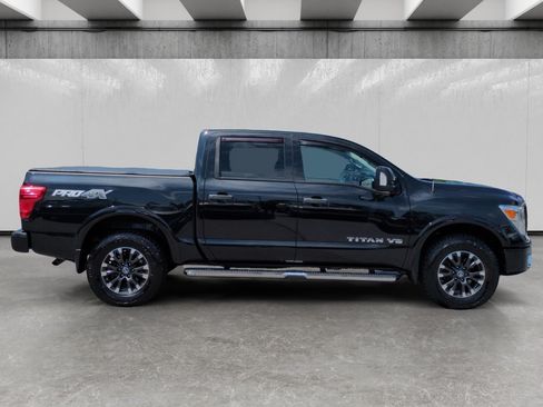 Used 2019 Nissan Titan PRO-4X w/ Pro-4x Convenience Package AWD/4WD image 8