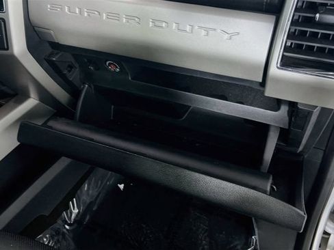 Used 2018 Ford F250 Lariat w/ Tow Technology Bundle AWD/4WD image 31