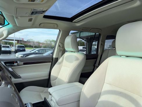 Used 2018 Lexus GX 460 Premium w/ Premium Package AWD/4WD image 10