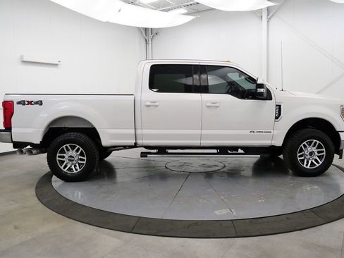 Used 2018 Ford F250 Lariat w/ Lariat Value Package AWD/4WD image 8