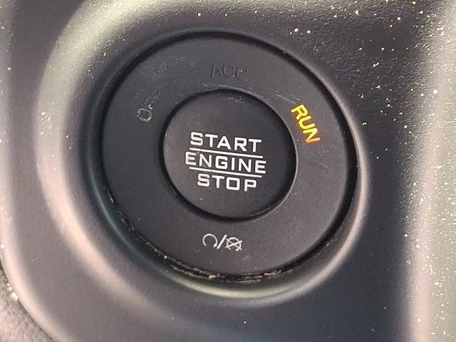 Used 2023 Jeep Wrangler Unlimited Sahara AWD/4WD image 26