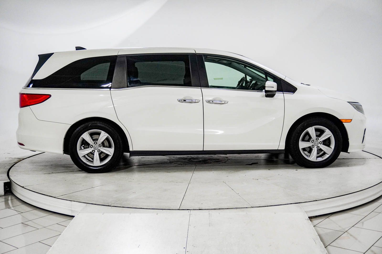 Used 2019 Honda Odyssey EX-L image 13