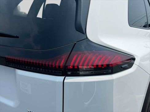 Certified 2026 Toyota RAV4 XLE Premium AWD/4WD image 9