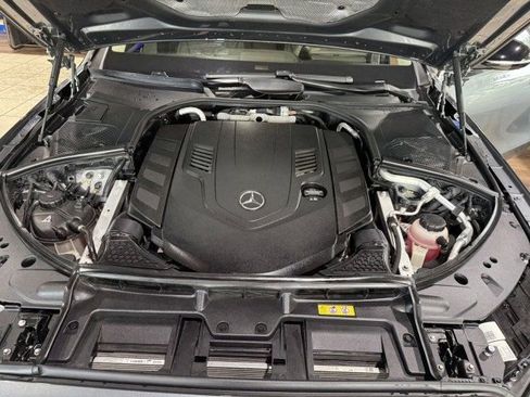 Used 2022 Mercedes-Benz S 580 4MATIC Sedan w/ AMG Line Package image 13