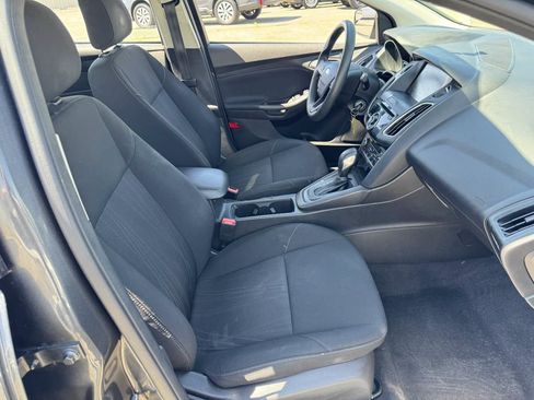 Used 2018 Ford Focus SEL FWD image 14