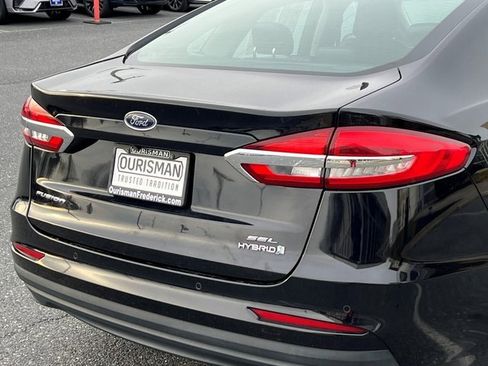 Used 2019 Ford Fusion SEL image 8