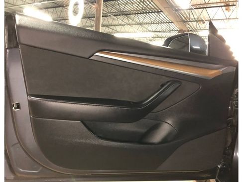 Used 2023 Tesla Model 3 Performance image 16