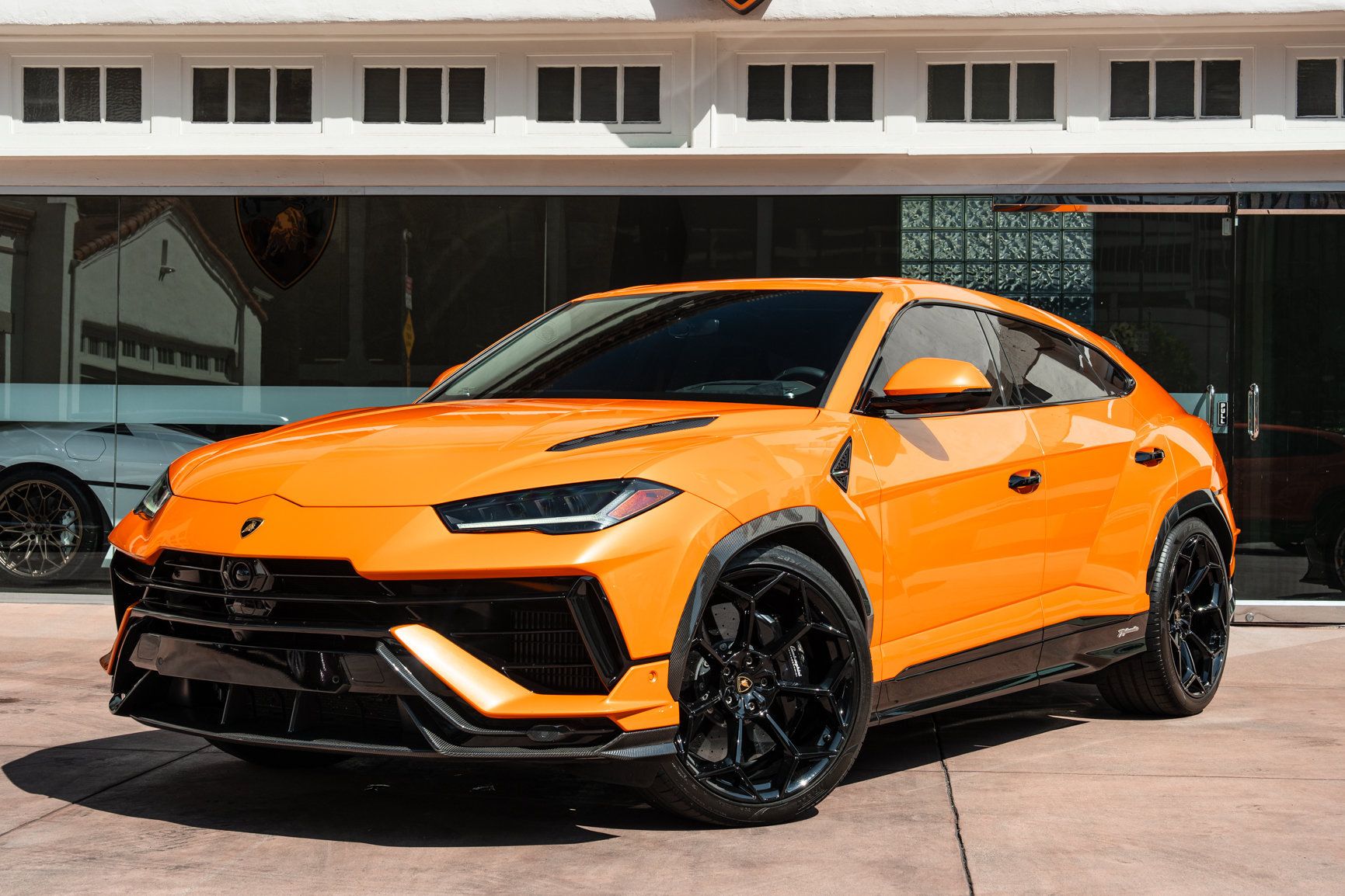 Used 2024 Lamborghini Urus Performante AWD/4WD image 18