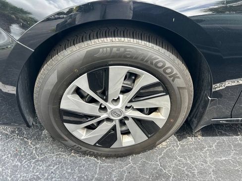 Certified 2025 Nissan Altima 2.5 S FWD image 50