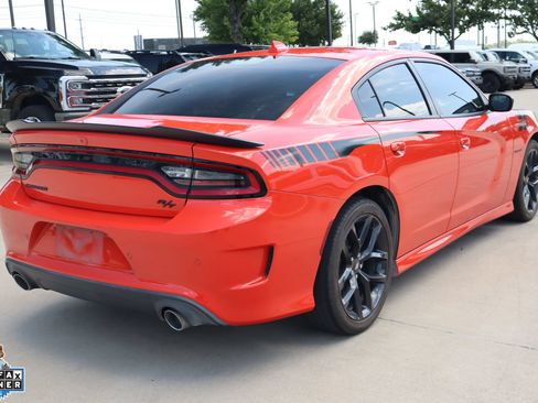 Used 2021 Dodge Charger R/T w/ Blacktop Package RWD image 3