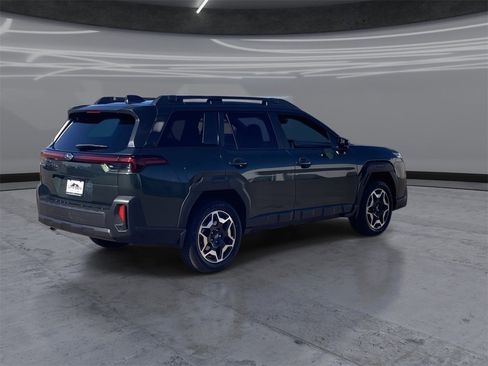 New 2026 Subaru Outback Touring image 5