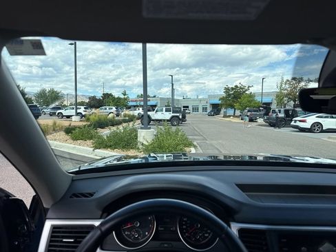 Used 2018 Volkswagen Atlas SE FWD image 13