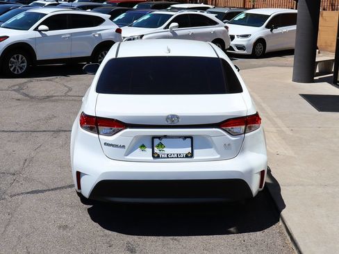 Used 2023 Toyota Corolla LE w/ Carpet Mat Package (TMS) FWD image 10
