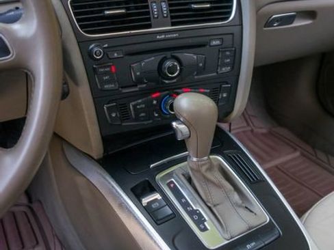 Used 2011 Audi A4 2.0T Premium image 31