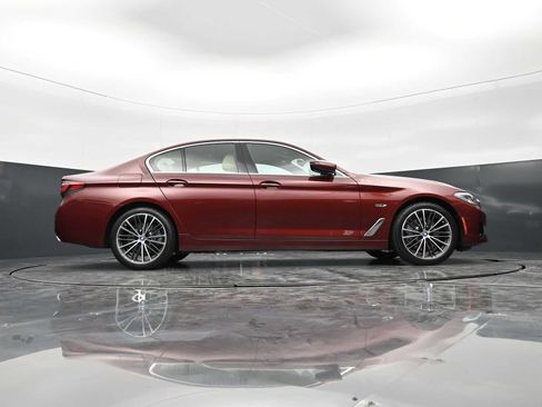 Used 2023 BMW 530e w/ Premium Package RWD image 26