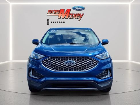 Used 2023 Ford Edge SEL w/ Convenience Package AWD/4WD image 2