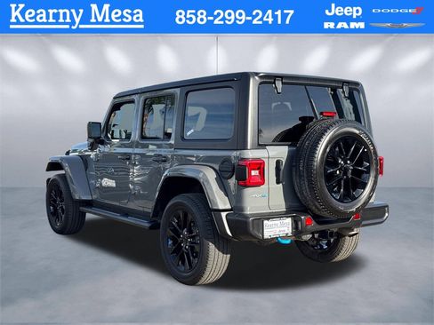 Used 2023 Jeep Wrangler Unlimited Sahara image 4