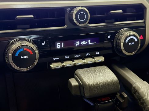 Used 2024 Toyota Tacoma TRD Off-Road AWD/4WD image 10