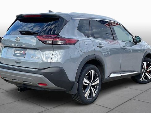 Used 2021 Nissan Rogue SL w/ Premium Package image 12