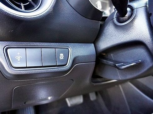 Used 2023 Kia Forte LXS FWD image 31