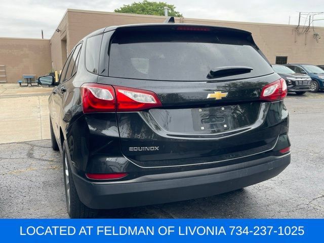Certified 2019 Chevrolet Equinox LS w/ LS Convenience Package FWD image 2