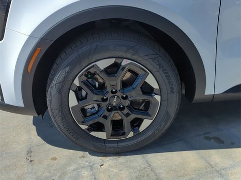 New 2026 Kia Sorento S image 36