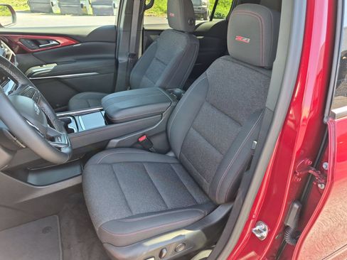 Certified 2024 Chevrolet Traverse Z71 AWD/4WD image 19