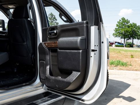 Used 2023 GMC Sierra 3500 SLE w/ SLE Value Package AWD/4WD image 42