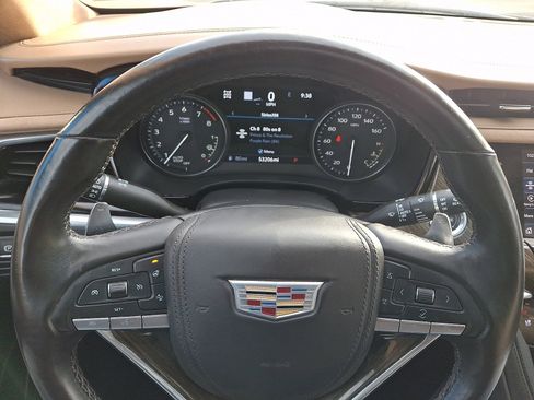 Used 2022 Cadillac XT6 Sport w/ Platinum Package image 21