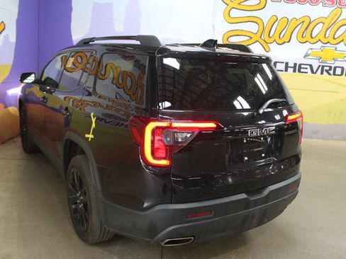 Used 2023 GMC Acadia SLT w/ GMC Pro Grade Package AWD/4WD image 6