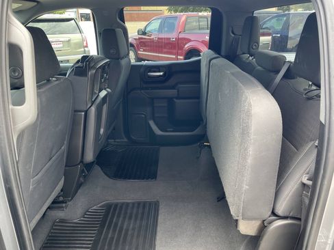 Used 2019 Chevrolet Silverado 1500 LT AWD/4WD image 22