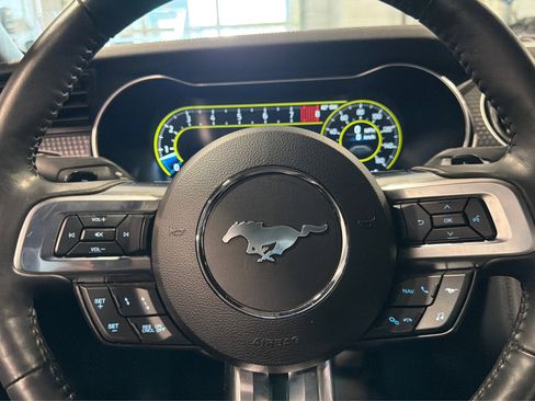Used 2022 Ford Mustang GT Premium w/ GT Performance Package RWD image 23