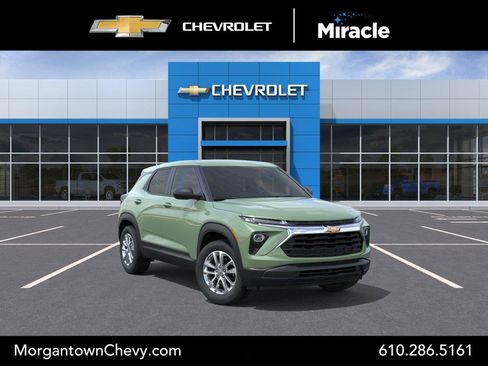 New 2026 Chevrolet TrailBlazer LS w/ LS Convenience Package AWD/4WD image 1