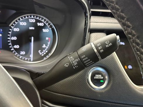 Used 2023 Cadillac XT5 Premium Luxury image 23