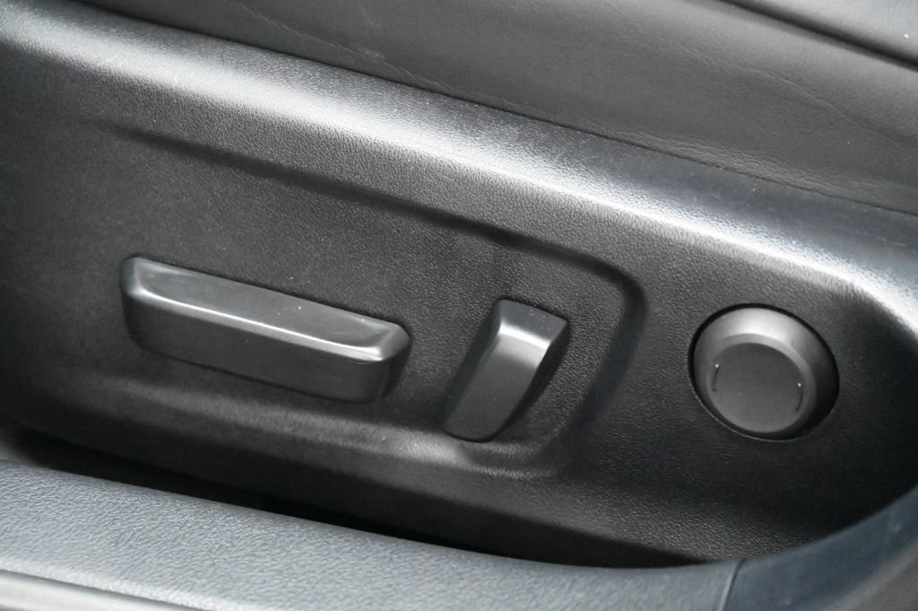 Used 2022 Lexus IS 350 F Sport w/ Navigation Package RWD image 19