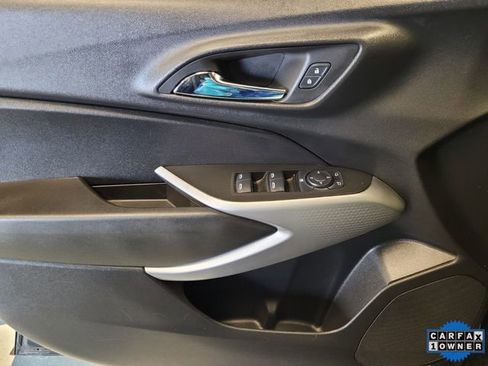 Used 2024 Chevrolet Trax RS w/ Sunroof Package image 25